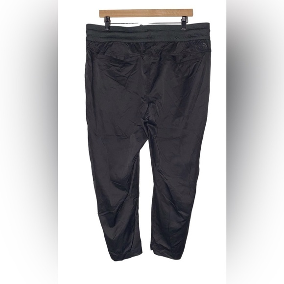 The North Face Aphrodite Motion Women XXL Athletic‎ Stretch Pants Hiking Trails - Picture 2 of 8